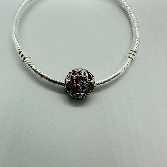 BRAND NEW Authentic Pandora Nightmare Before Christmas Charm / Pandora Bracelet - Picture 3 of 6